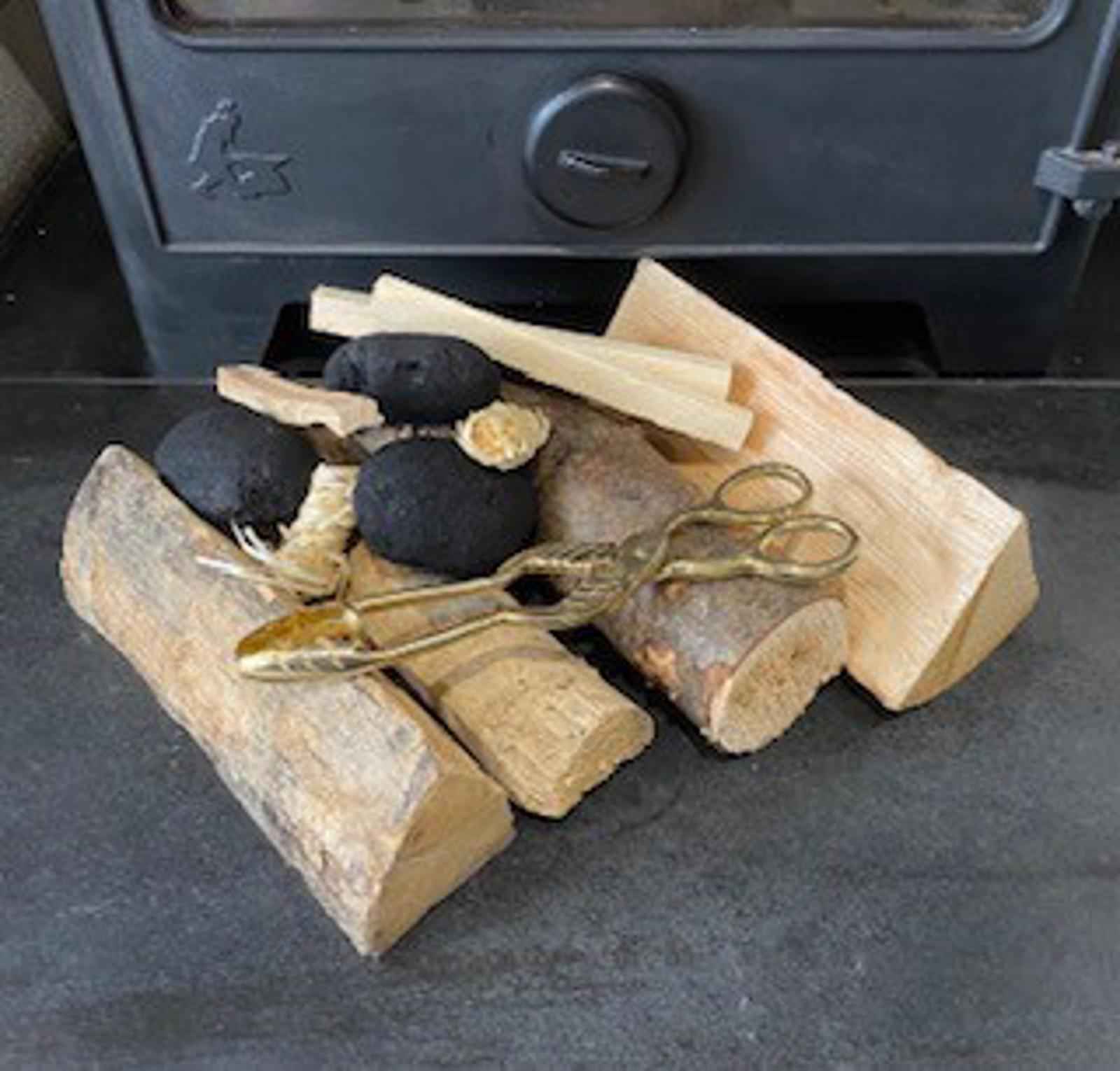 Brass Coal Tongs 26.5cm – Fireplace Tool for Log Burner & Open Fire